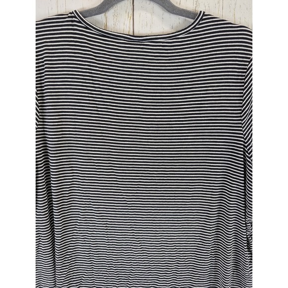 Old Navy Luxe Size‎ XL Womens Black White Striped Short Sleeve Top - Picture 6 of 7